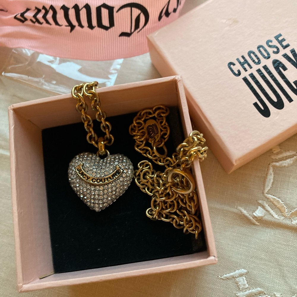 VINTAGE 90’s Juicy Couture Studded Heart Pendant & Chain with Box